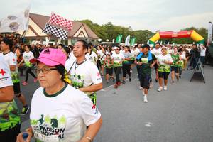 BIB: 
                            <button type="button" onclick="openModal(3530762)" class="btn btn-primary btn-sm float-right btn-popup" data-toggle="modal" data-target=".modal-high-quality">
                        <i class="fas fa-shopping-cart"></i> Add to Cart
                    </button>
                                            <button type="button" onclick="isThisMe(3530762, true)" class="btn btn-success btn-sm float-right btn-popup btn-isme hidden" data-toggle="tooltip" data-placement="bottom" title="นี่คือรูปของคุณใช่ไหม คลิกที่นี่เพื่อเอาเข้าอัลบั้ม">
                        <i class="fas fa-plus"></i> Add to album
                    </button>
                    <button type="button" onclick="isThisMe(3530762, false)" class="btn btn-warning btn-sm float-right btn-popup btn-isnotme hidden">
                        <i class="fas fa-ban"></i> Remove from album
                    </button>